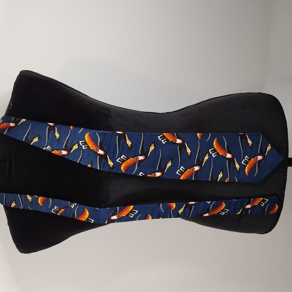 Guinness silk tie with toucan - Picture 2 of 4